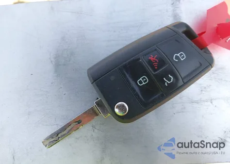 2019 Volkswagen Jetta S/Se/R-Line z USA, uszkodzony, nr VIN 3VWC57BU2KM187939